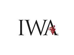 free-shipping-at-iwa-wine-accessories
